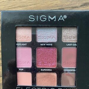 Sigma Electric Pink Eyeshadow Palette